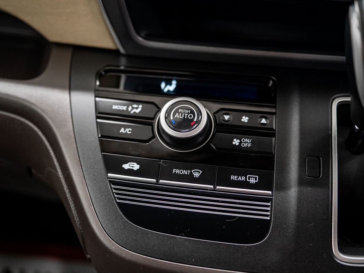 Honda Freed 2018 - фото автомобиля