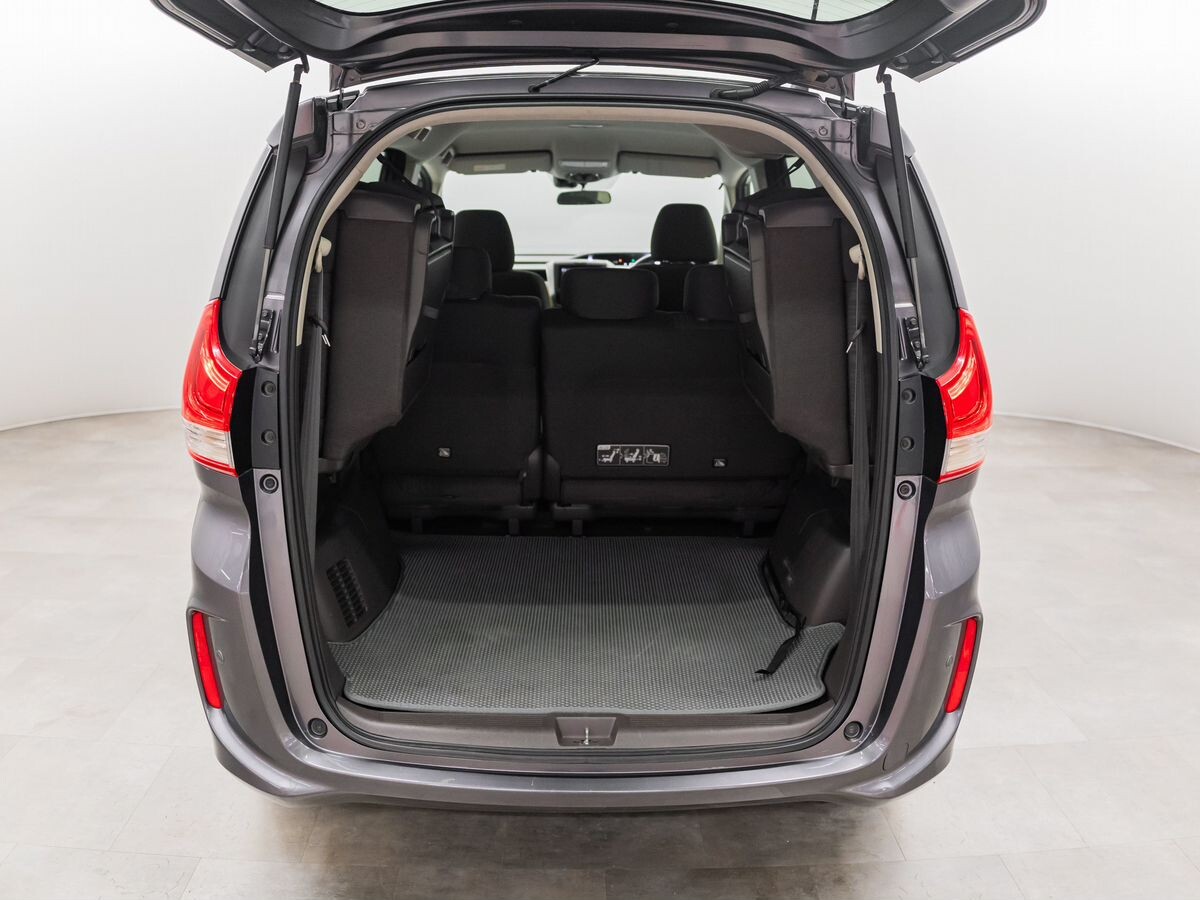 Honda Freed 2018 - фото автомобиля