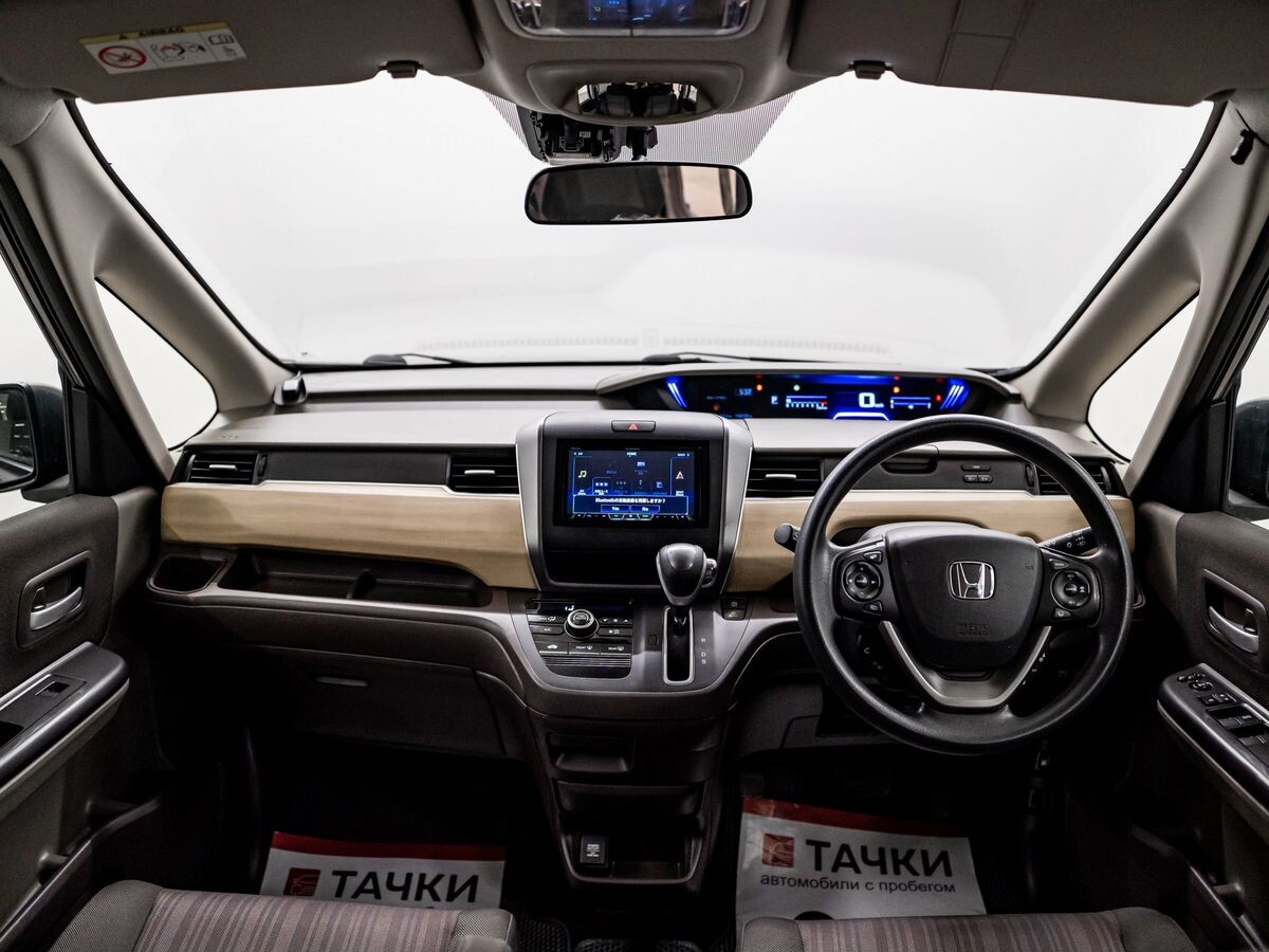 Honda Freed 2018 - фото автомобиля