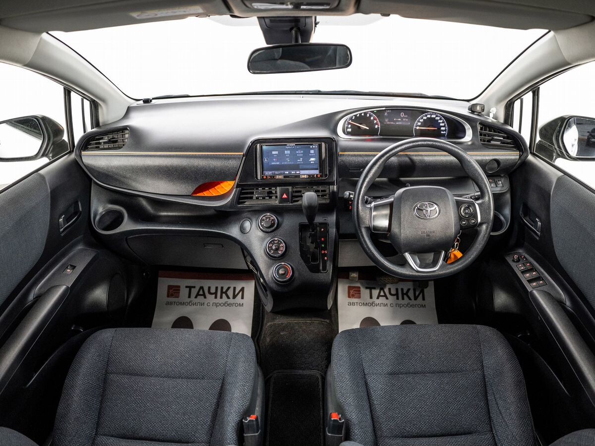 Toyota Sienta 2018 - фото автомобиля