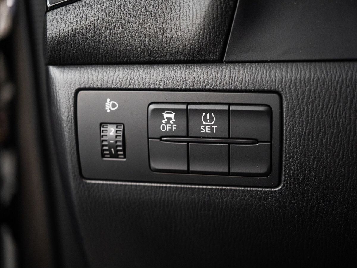 Mazda 3 2013 - фото автомобиля