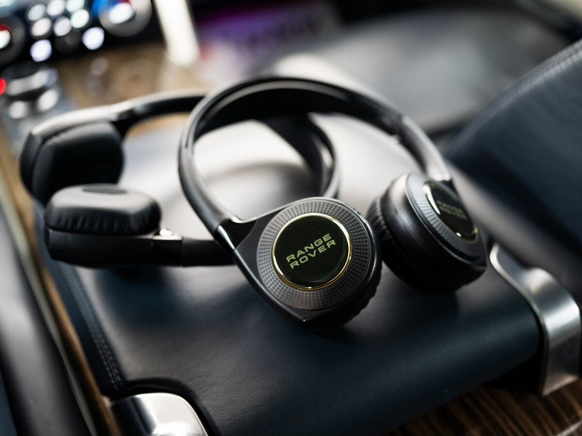 Land Rover Range Rover 2018 - фото автомобиля