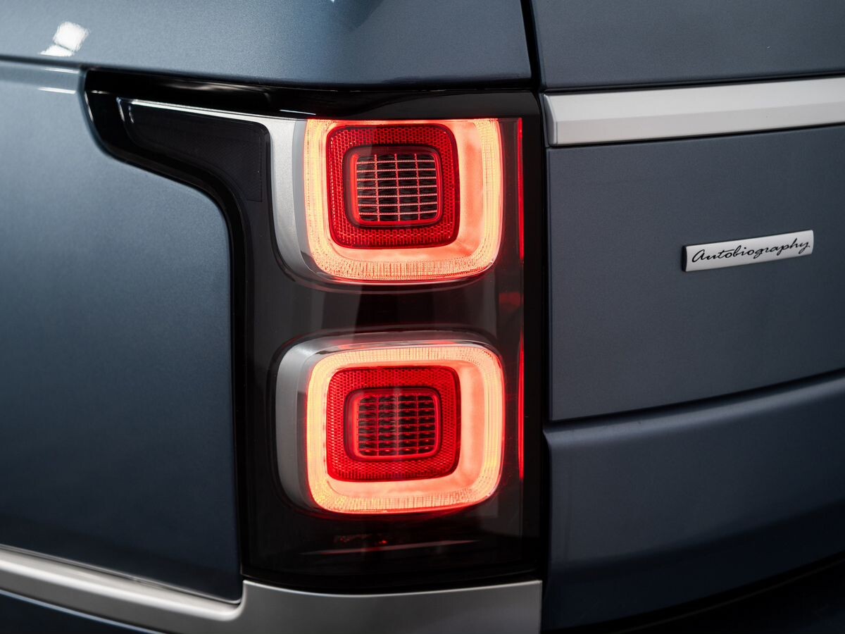 Land Rover Range Rover 2018 - фото автомобиля