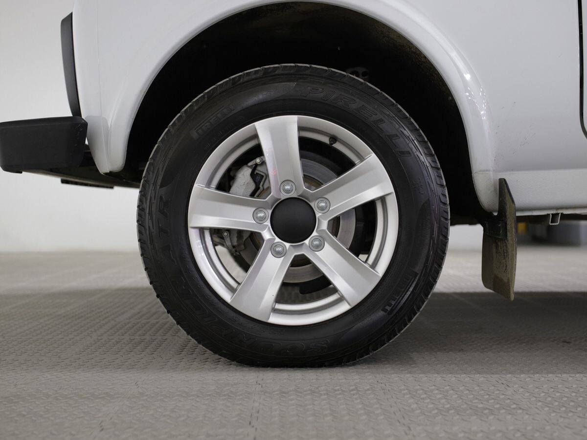 Lada (ВАЗ) Niva Legend 2023 - фото автомобиля