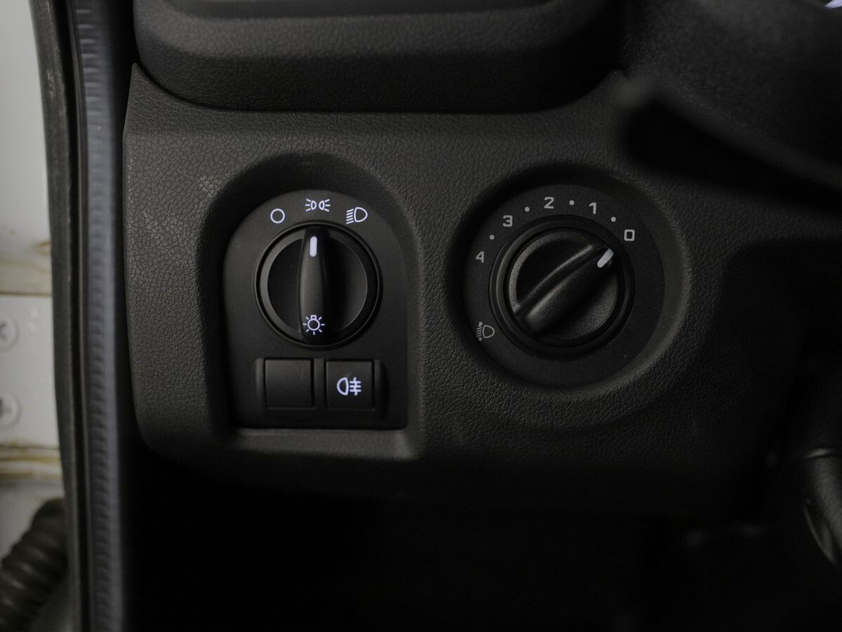 Lada (ВАЗ) Niva Legend 2023 - фото автомобиля