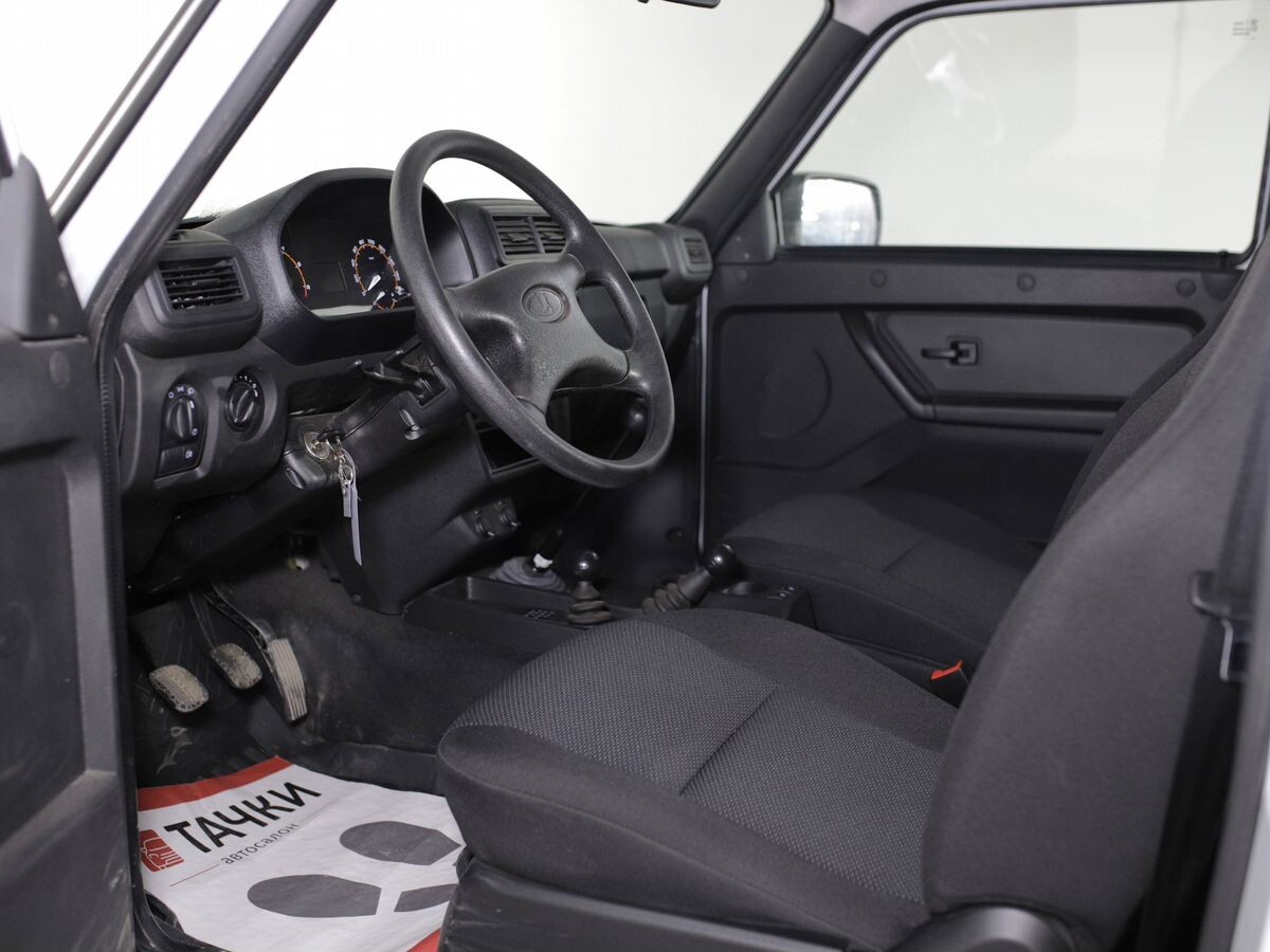 Lada (ВАЗ) Niva Legend 2023 - фото автомобиля