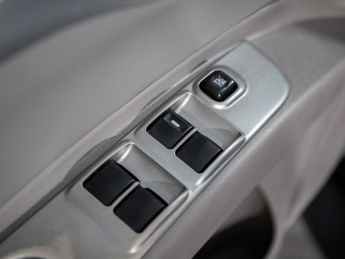 Mitsubishi Pajero Sport 2011 - фото автомобиля