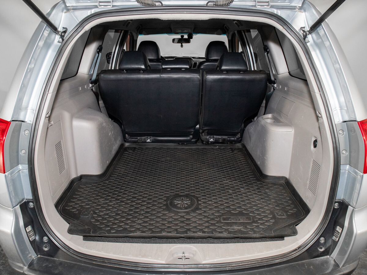 Mitsubishi Pajero Sport 2011 - фото автомобиля