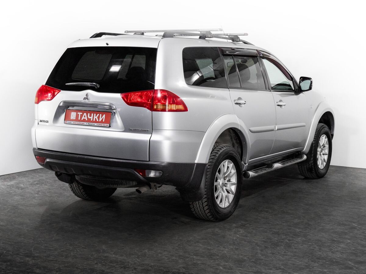 Mitsubishi Pajero Sport 2011 - фото автомобиля