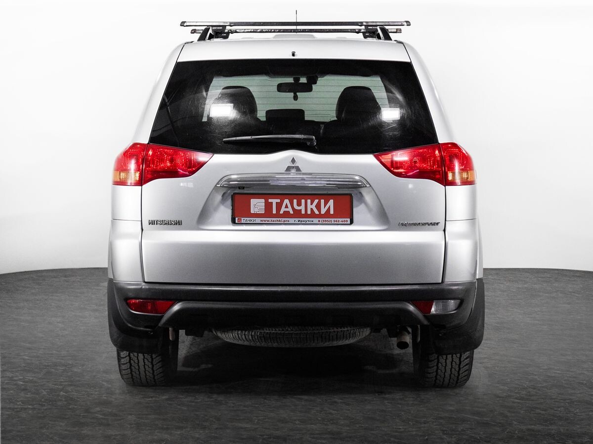 Mitsubishi Pajero Sport 2011 - фото автомобиля