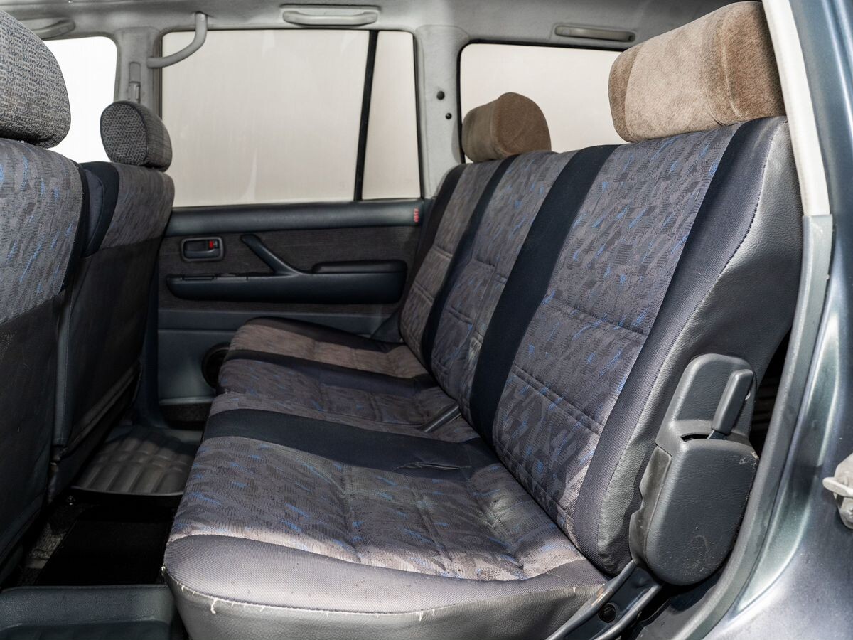 Toyota Land Cruiser 1993 - фото автомобиля