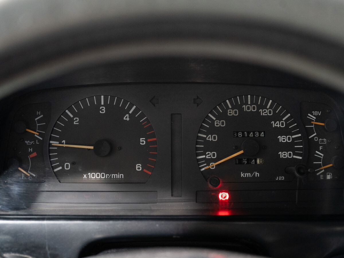 Toyota Land Cruiser 1993 - фото автомобиля