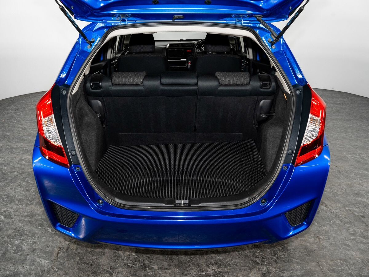 Honda Fit 2017 - фото автомобиля