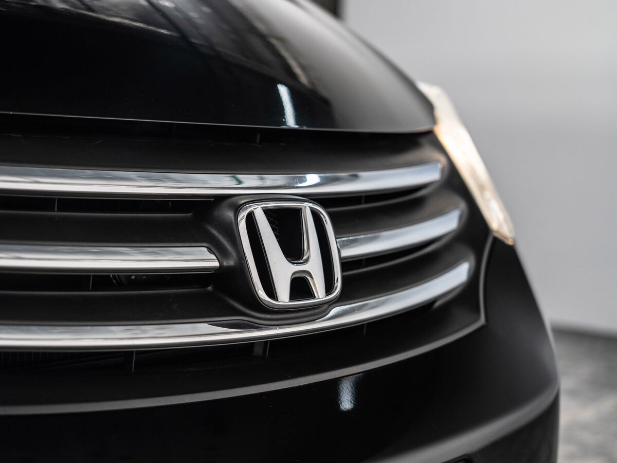 Honda Freed 2010 - фото автомобиля