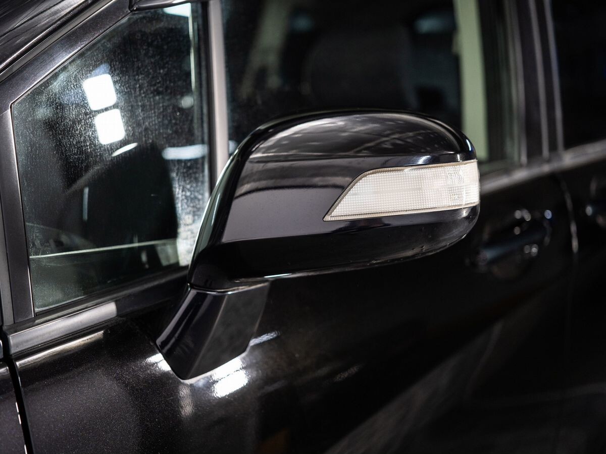 Honda Freed 2010 - фото автомобиля