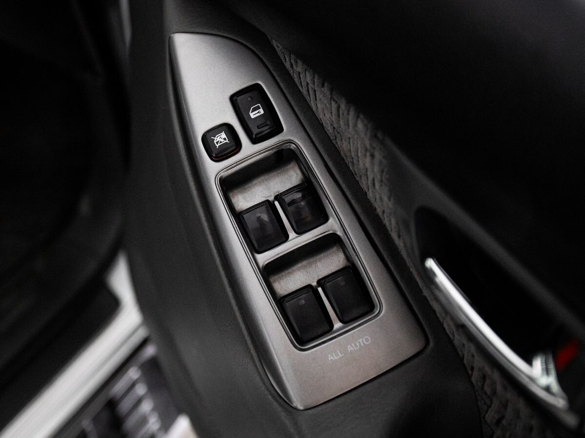 Toyota Land Cruiser Prado 2002 - фото автомобиля