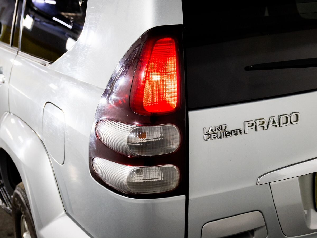Toyota Land Cruiser Prado 2002 - фото автомобиля