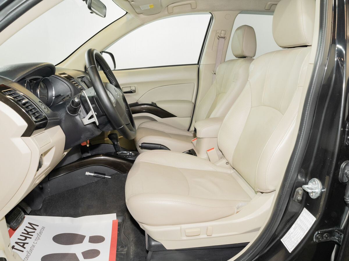 Citroen C-Crosser 2009 - фото автомобиля