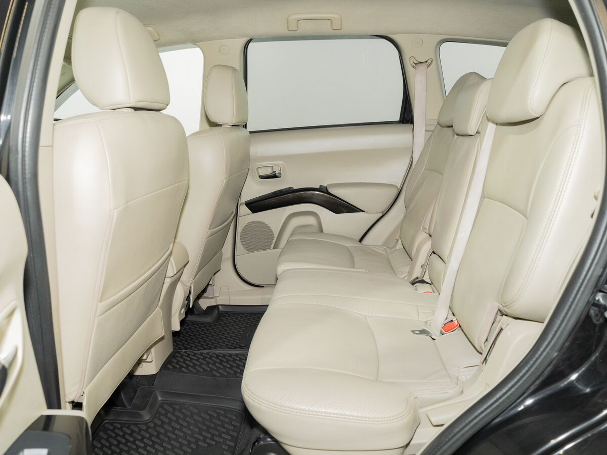 Citroen C-Crosser 2009 - фото автомобиля