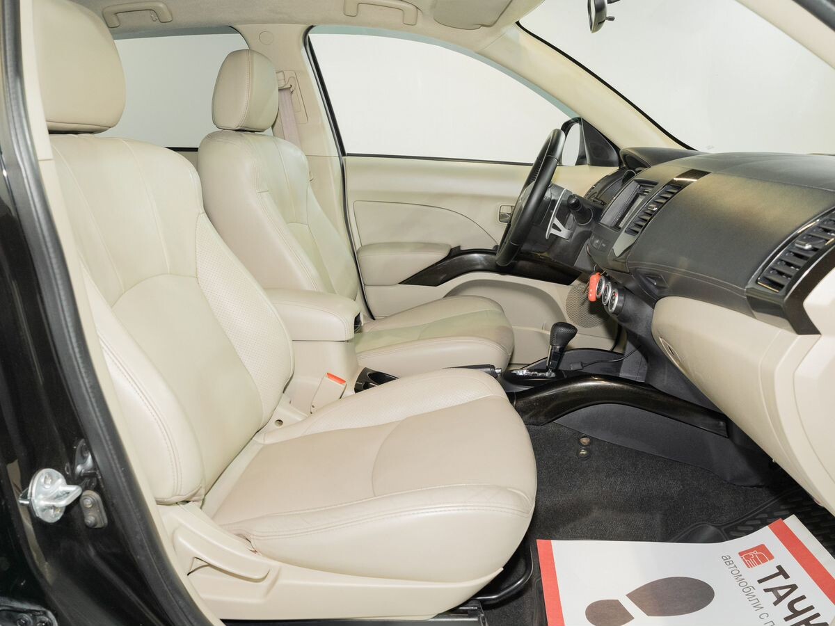 Citroen C-Crosser 2009 - фото автомобиля