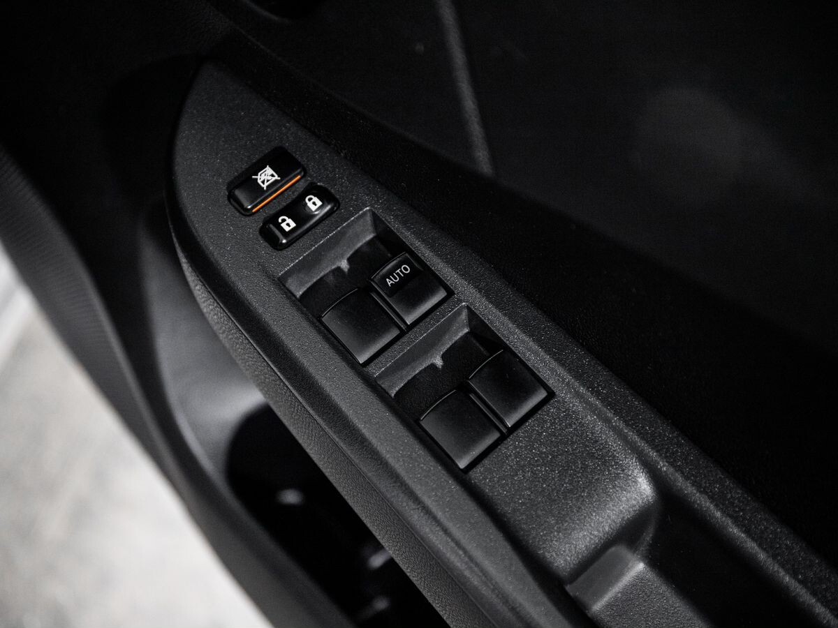 Toyota Ractis 2016 - фото автомобиля