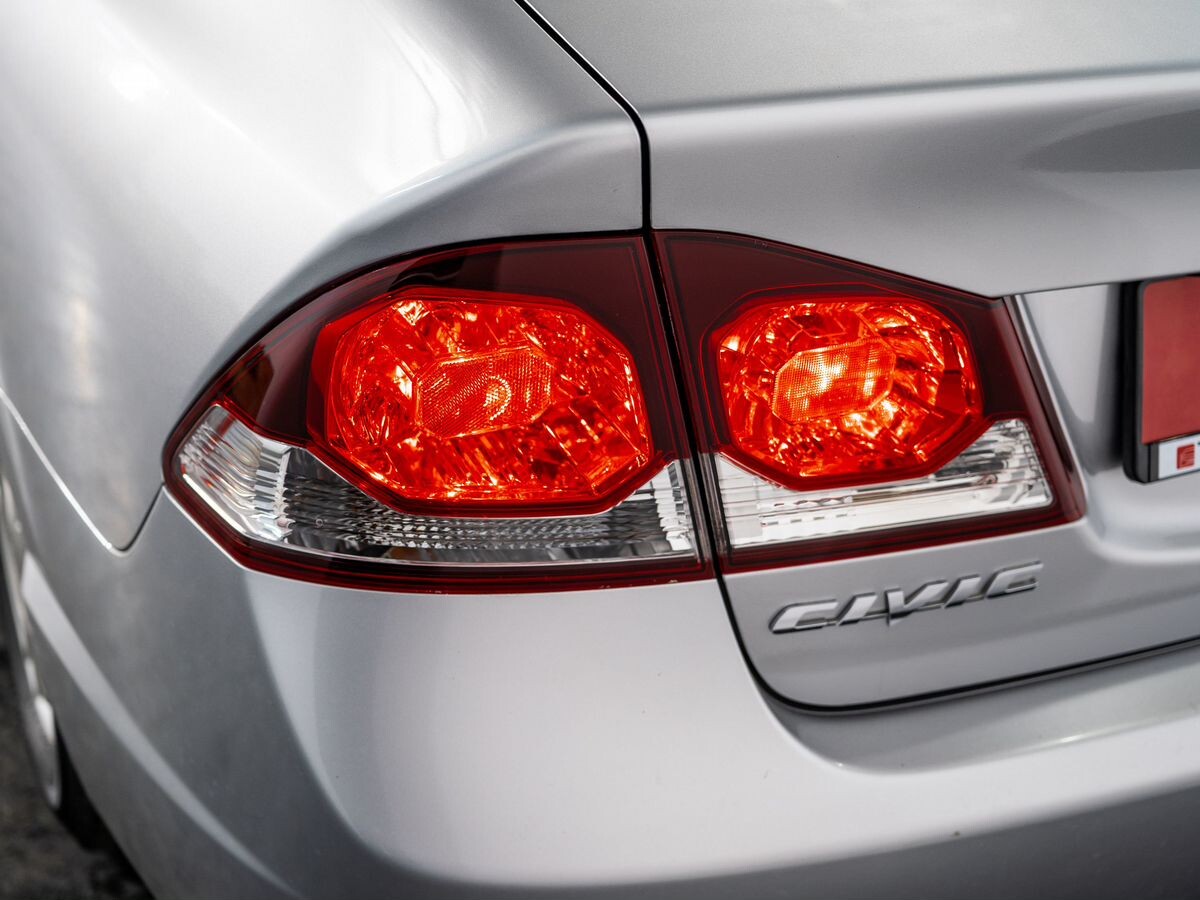 Honda Civic 2009 - фото автомобиля