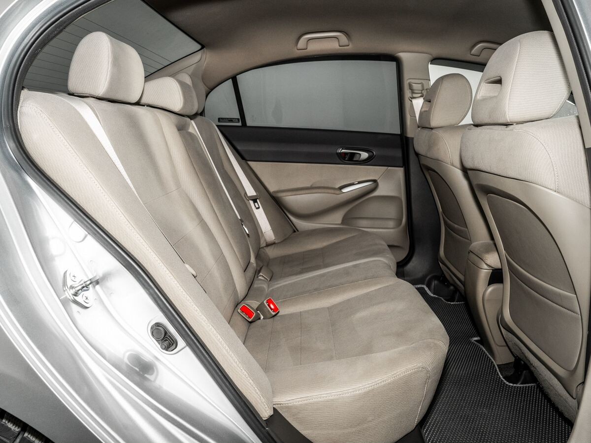 Honda Civic 2009 - фото автомобиля