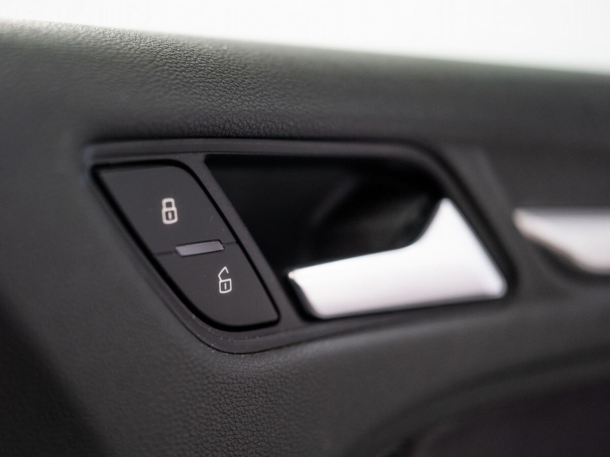 Audi A3 2013 - фото автомобиля