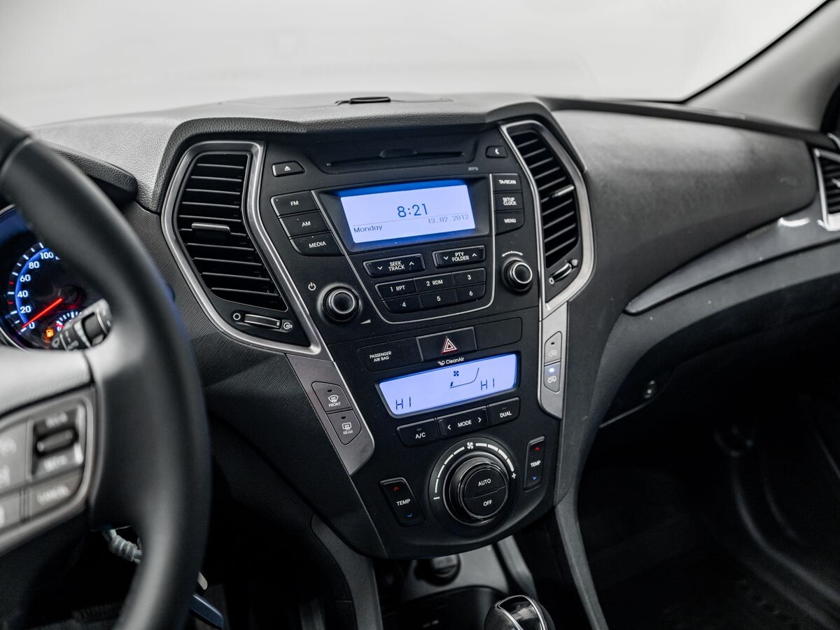Hyundai Santa Fe 2013 - фото автомобиля