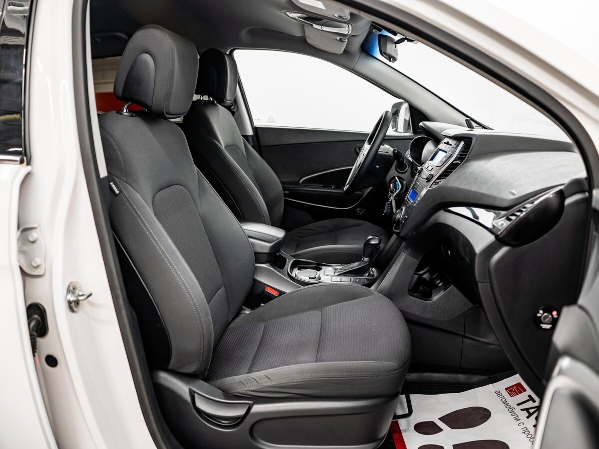 Hyundai Santa Fe 2013 - фото автомобиля
