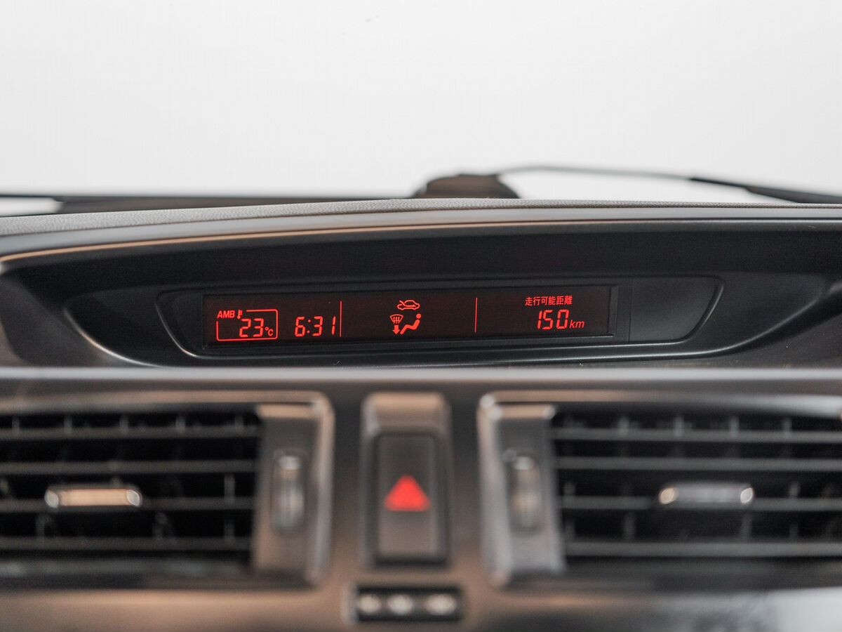 Mazda Premacy 2011 - фото автомобиля