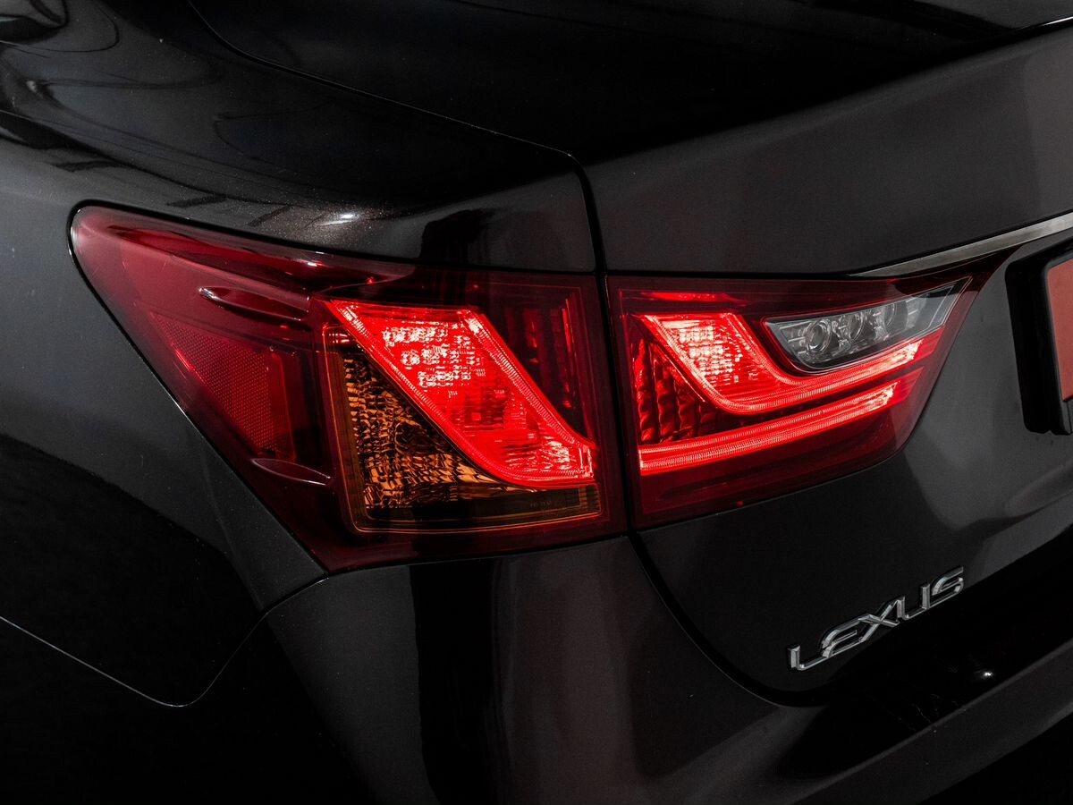Lexus GS 2013 - фото автомобиля