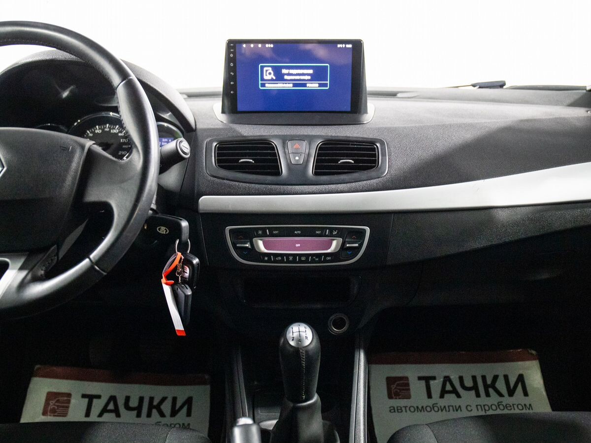 Renault Fluence 2012 - фото автомобиля