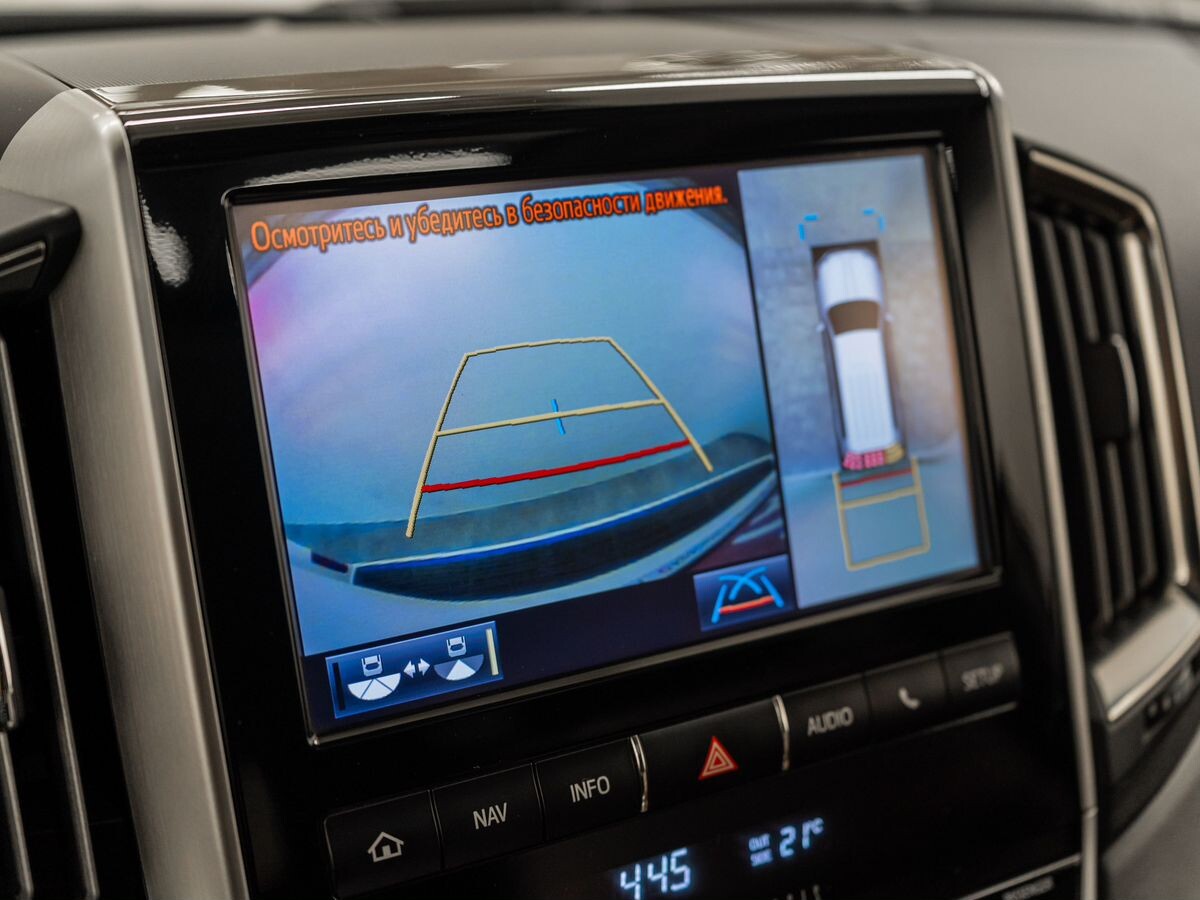 Toyota Land Cruiser 2016 - фото автомобиля