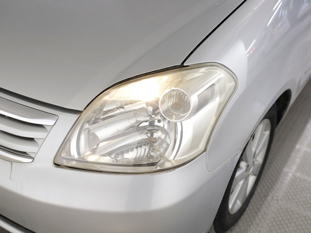 Toyota Raum 2010 - фото автомобиля