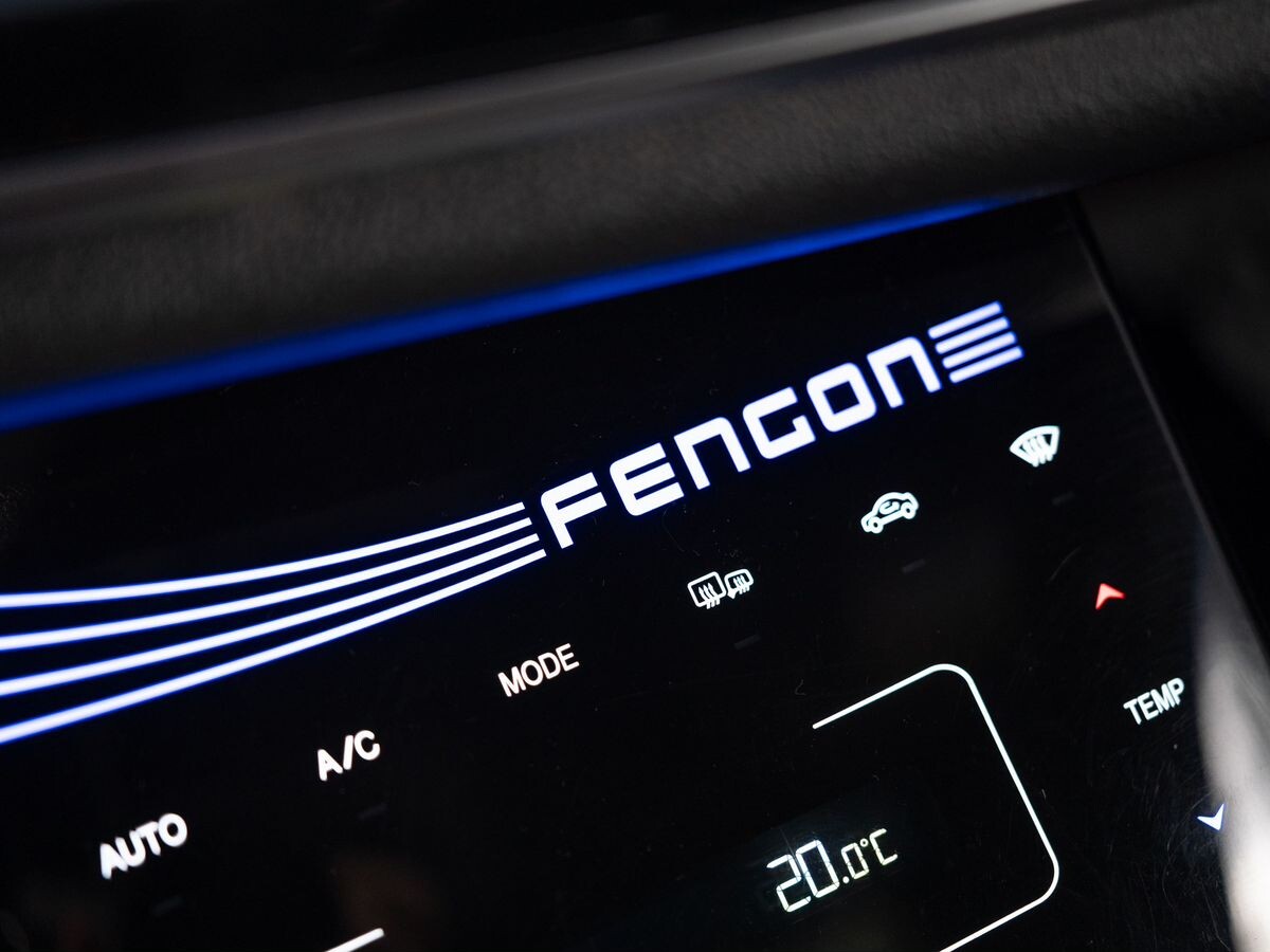 Dongfeng Fengon ix5 2018 - фото автомобиля