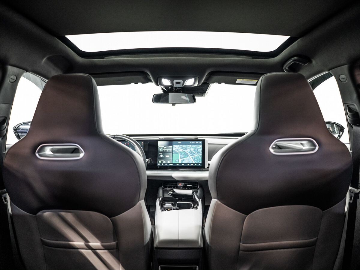 Changan UNI-T 2023 - фото автомобиля