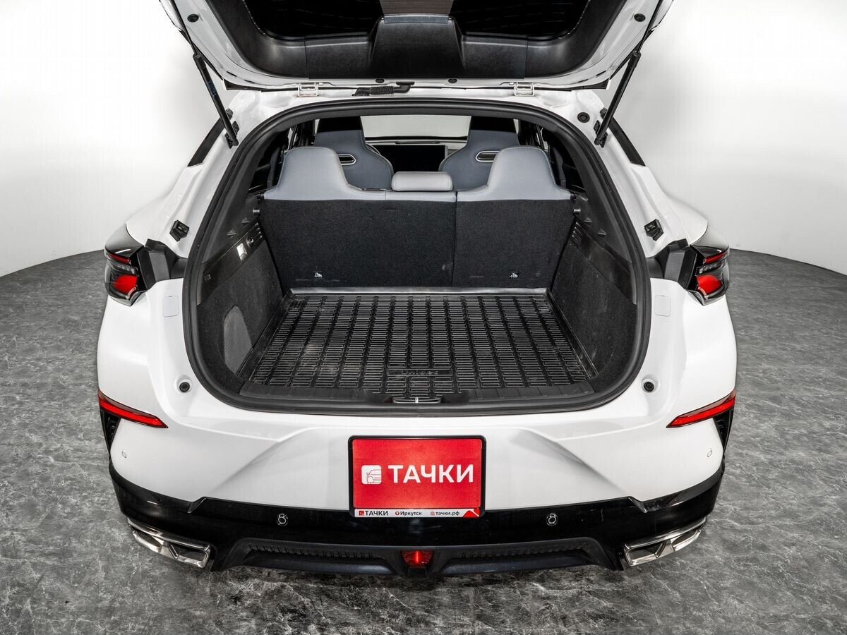 Changan UNI-T 2023 - фото автомобиля