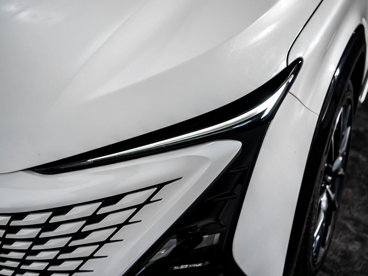 Changan UNI-T 2023 - фото автомобиля