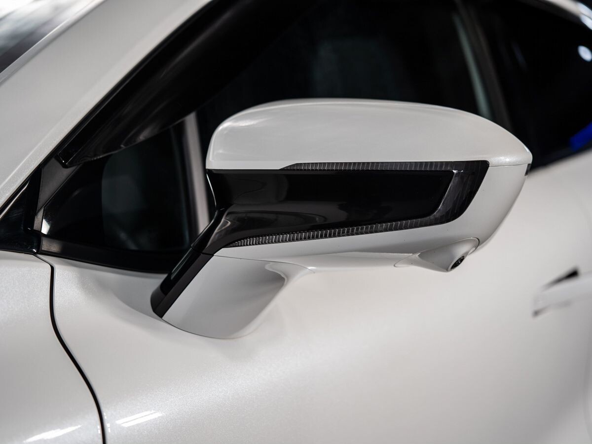 Changan UNI-T 2023 - фото автомобиля