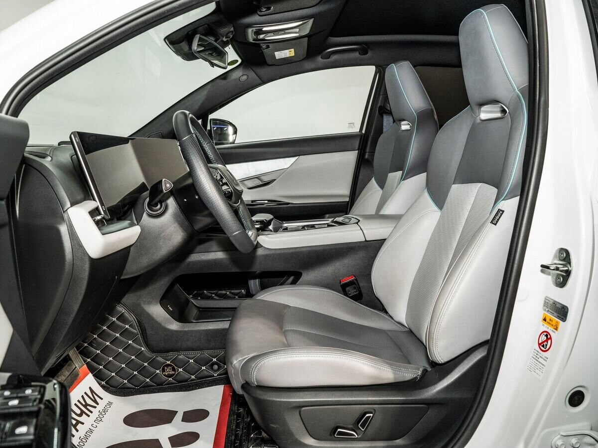 Changan UNI-T 2023 - фото автомобиля