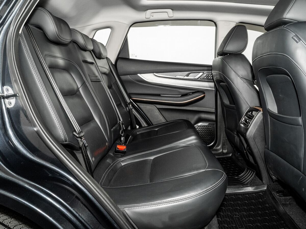 Exeed LX 2023 - фото автомобиля