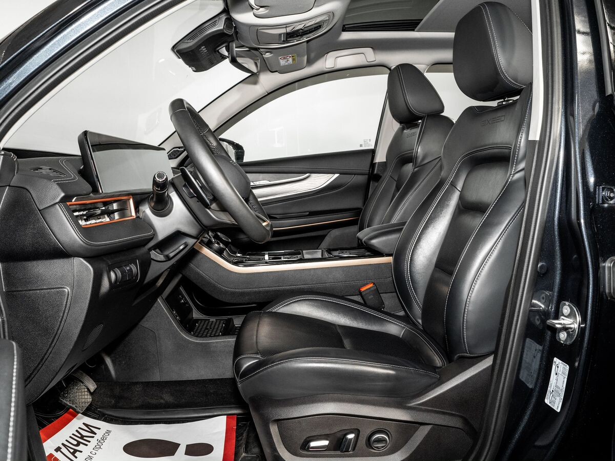 Exeed LX 2023 - фото автомобиля