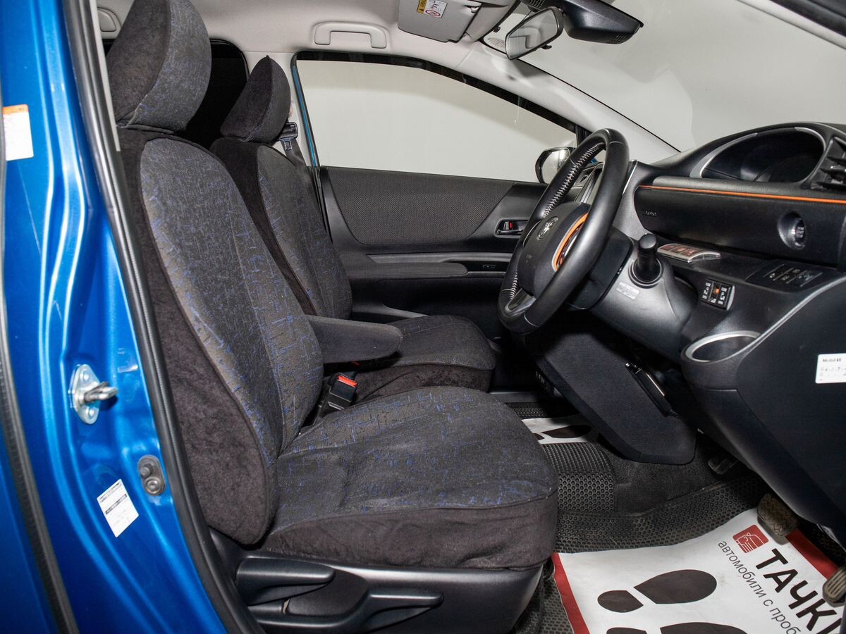 Toyota Sienta 2019 - фото автомобиля