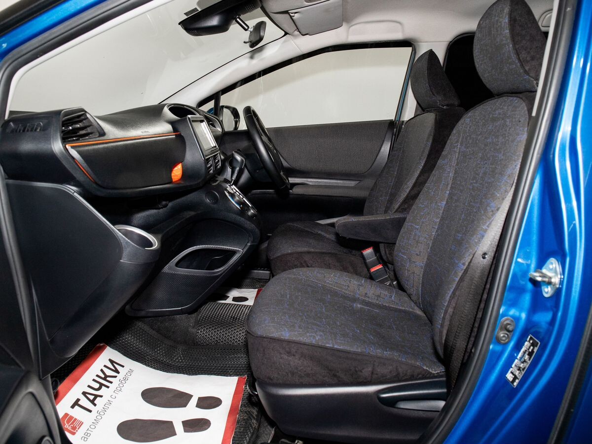 Toyota Sienta 2019 - фото автомобиля