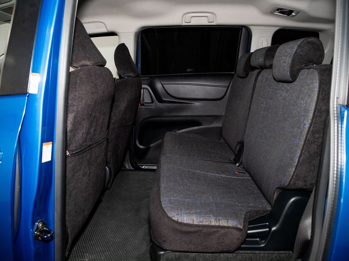 Toyota Sienta 2019 - фото автомобиля