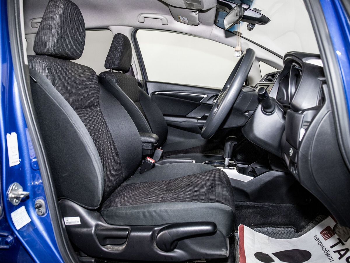 Honda Fit 2017 - фото автомобиля