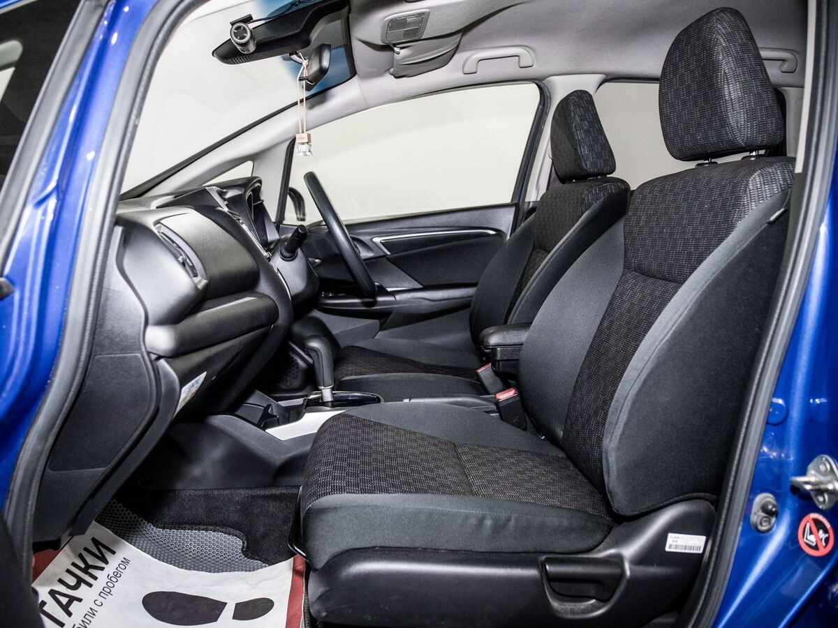 Honda Fit 2017 - фото автомобиля