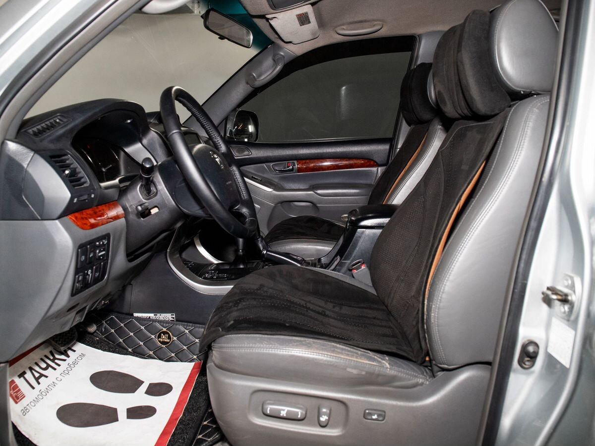 Toyota Land Cruiser Prado 2005 - фото автомобиля