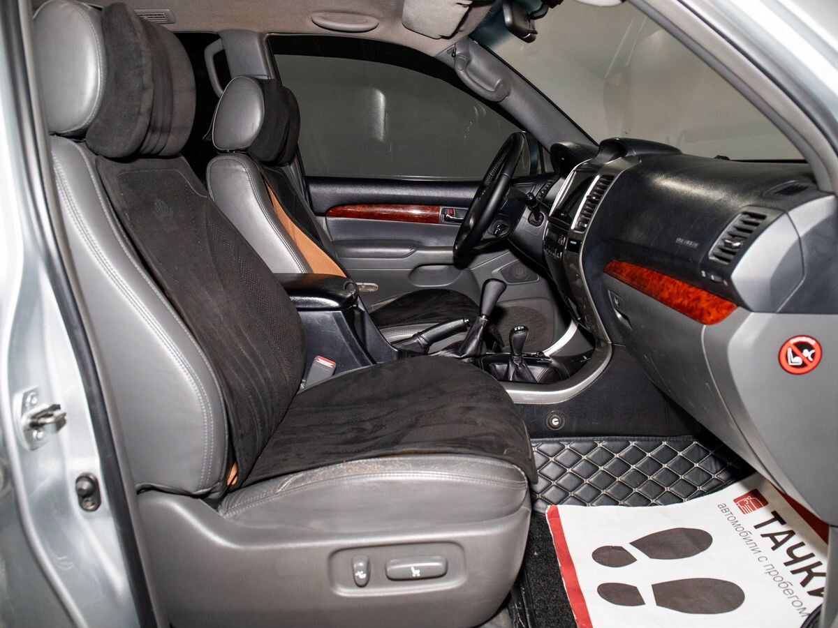 Toyota Land Cruiser Prado 2005 - фото автомобиля